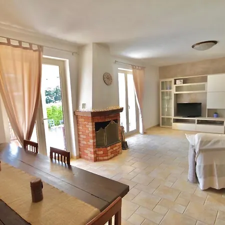 Apartment Agriturismo Fattoria Attiva Di Bigio Mauro *
